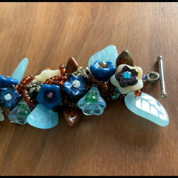 Hand made Beaded Bracelet-Gorgeous and Special! - Picture 1 of 8